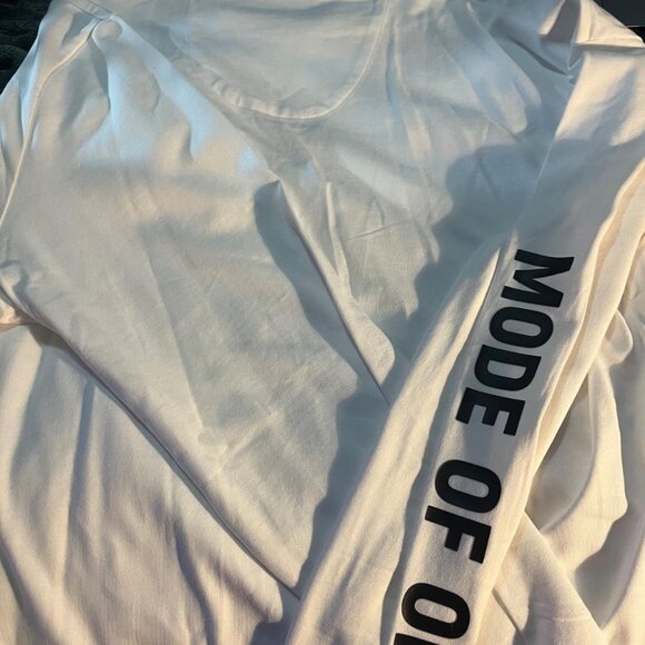 Mode of One Long Sleeve Shirt Mens NWT - Picture 2 of 2